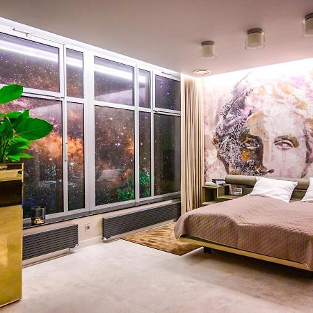 Pietryna Apartments Luxury - Sauna , Jacuzzi , Bezposrednio Przy Ul Piotrkowskiej وودج المظهر الخارجي الصورة