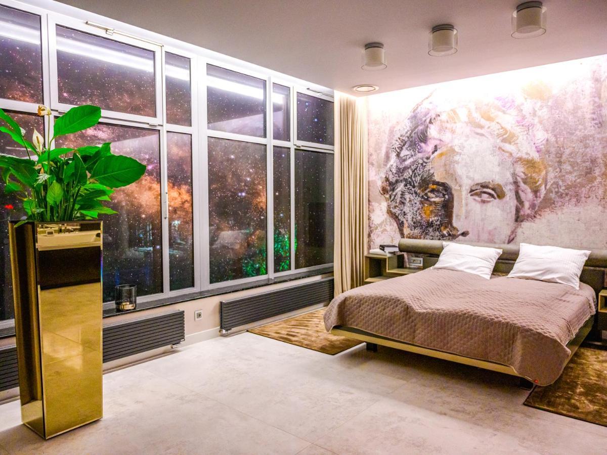 Pietryna Apartments Luxury - Sauna , Jacuzzi , Bezposrednio Przy Ul Piotrkowskiej وودج المظهر الخارجي الصورة