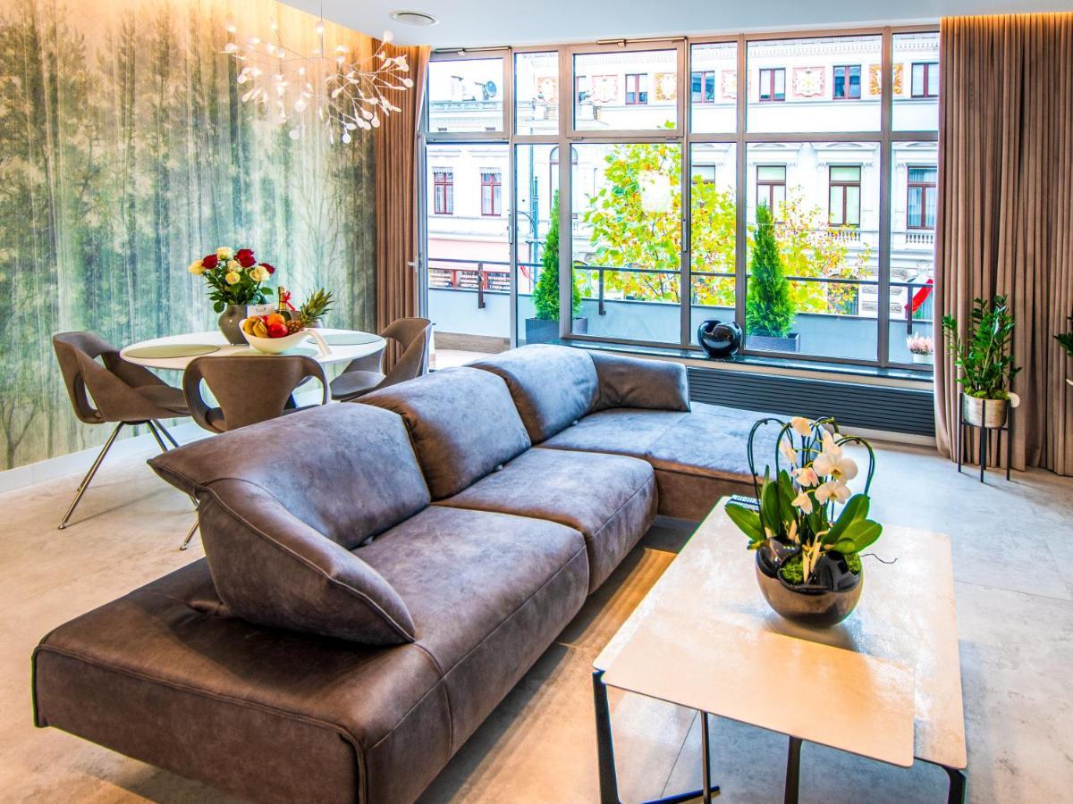 Pietryna Apartments Luxury - Sauna , Jacuzzi , Bezposrednio Przy Ul Piotrkowskiej وودج المظهر الخارجي الصورة
